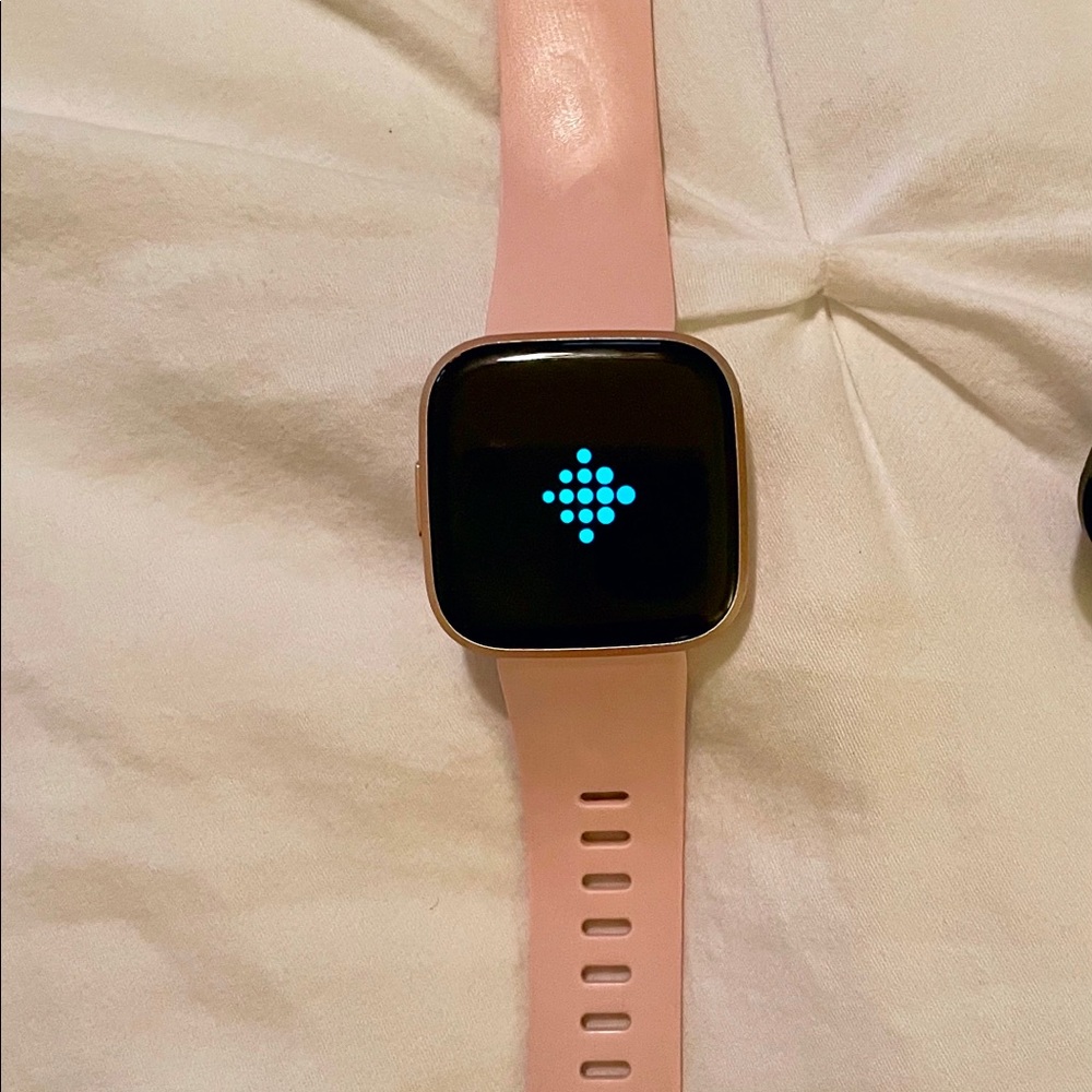 Fitbit Versa 2- Copper Rose